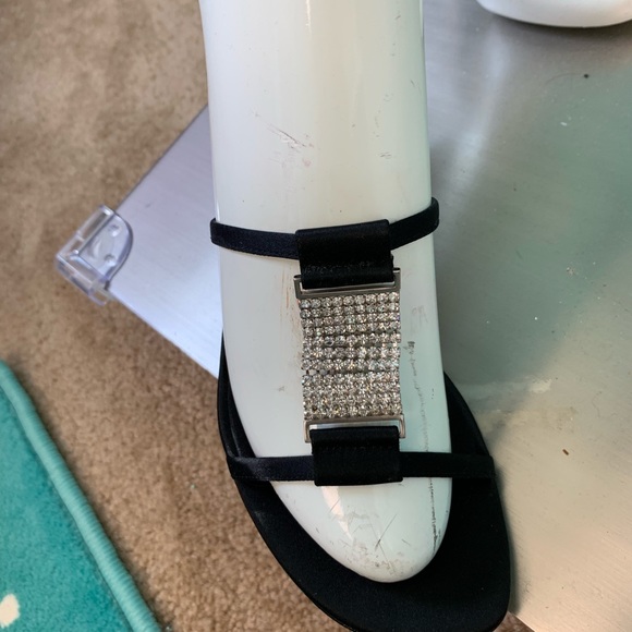 Calvin Klein kitten heel - Picture 8 of 8